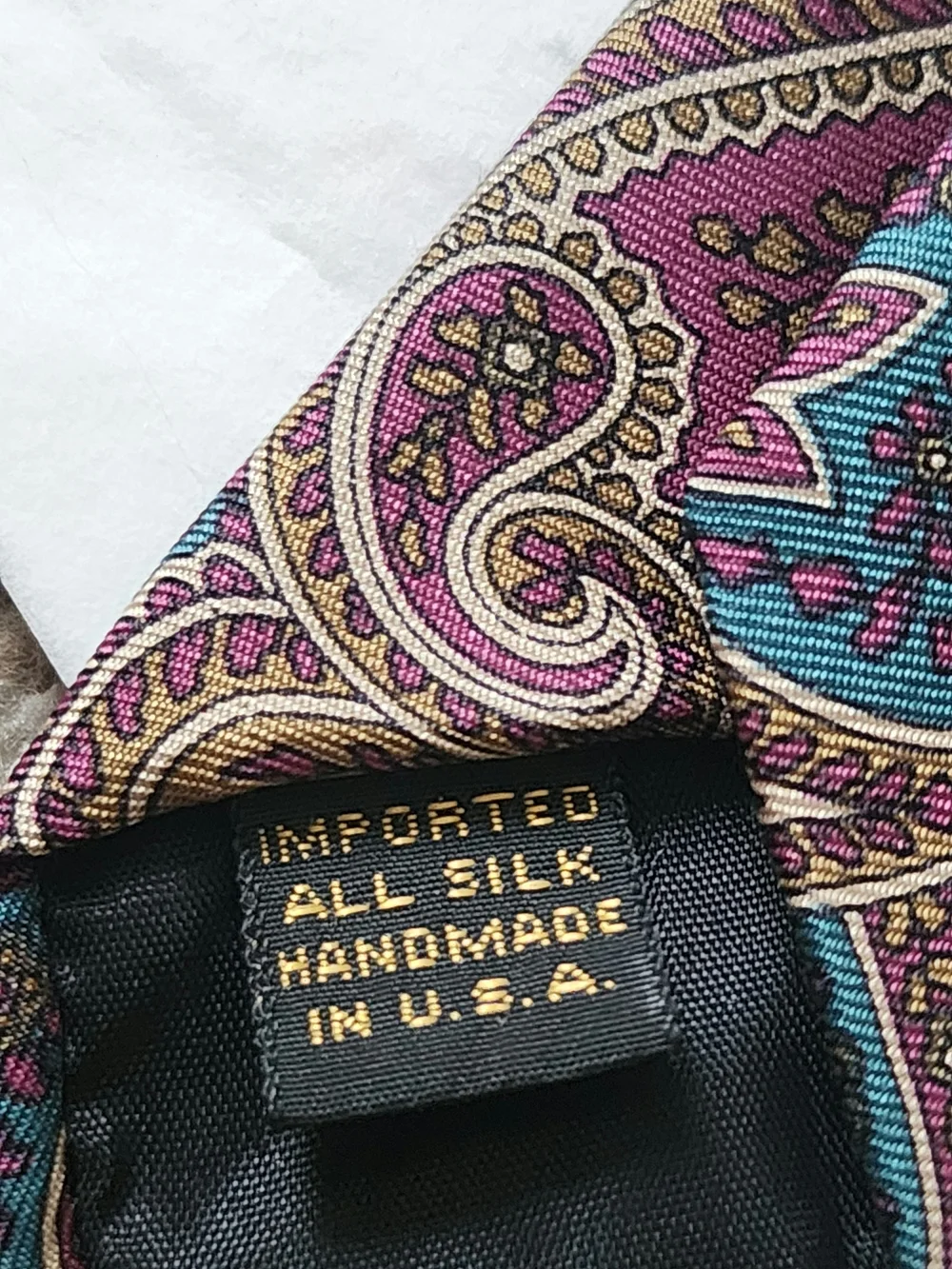 Marcus Neiman Marcus Collection Silk Paisley Tie Handmade USA Blue Purple 3.75